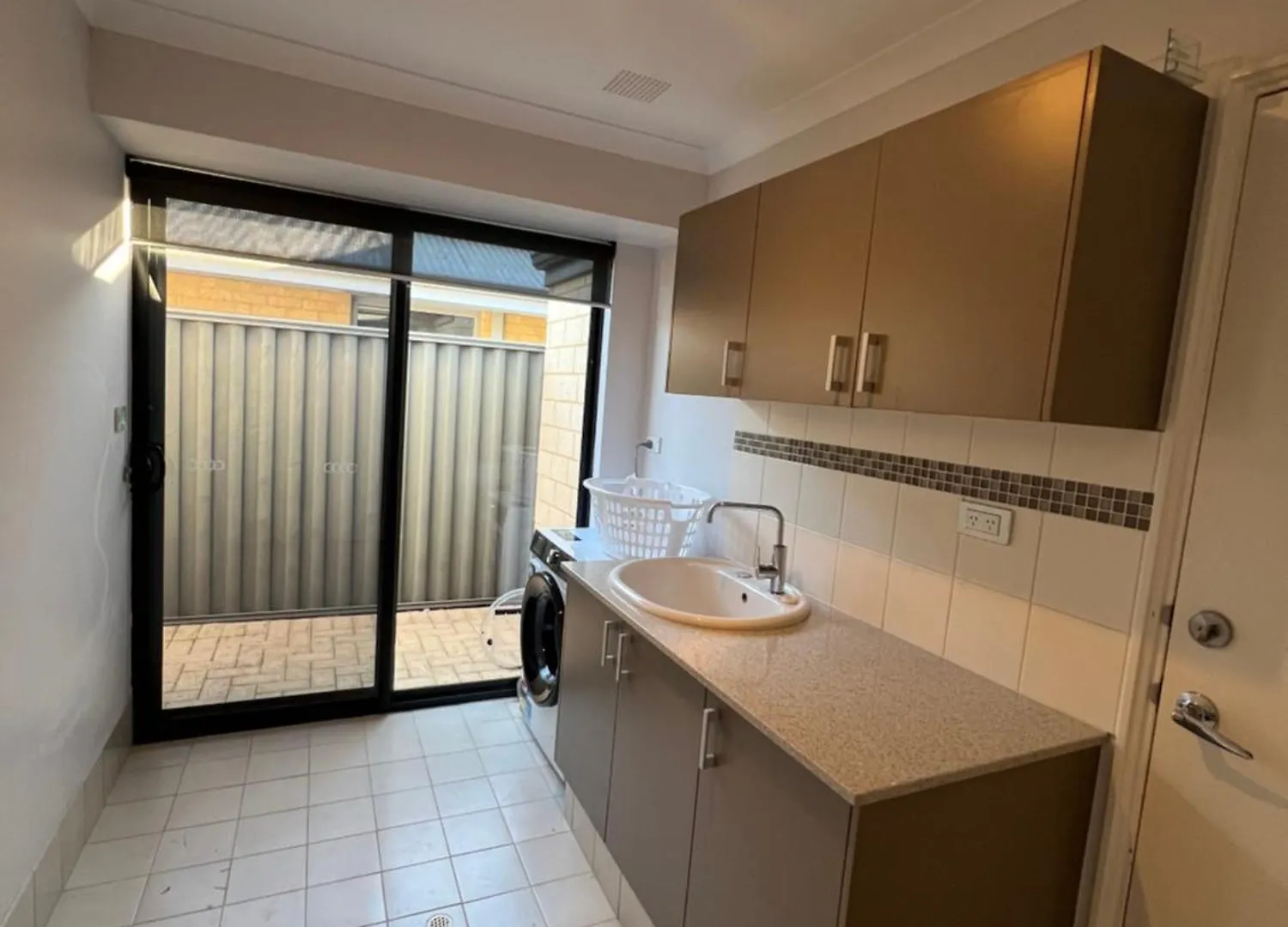 Spacious Lovely Home Perth 0*,  Australia