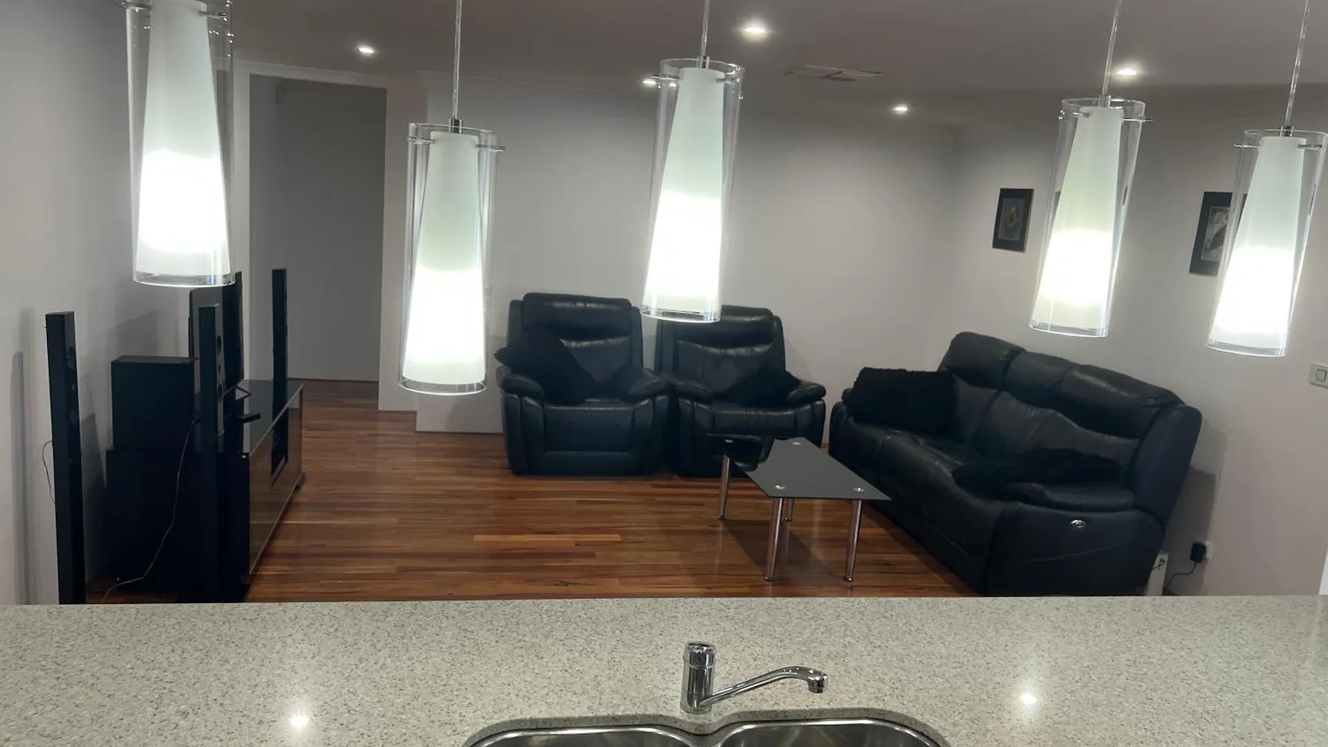 Spacious Lovely Home Perth